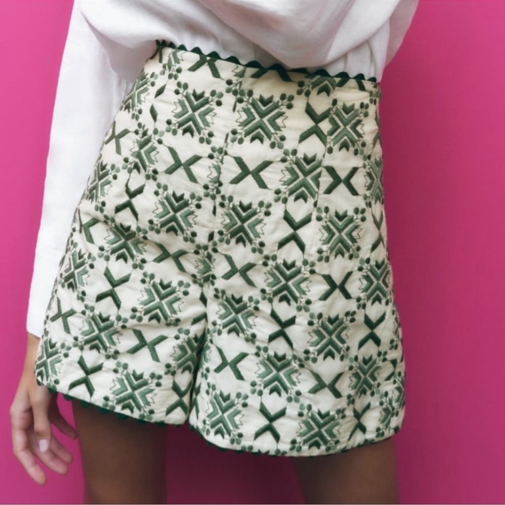 Zara Embroidered Scalloped High Waisted Shorts